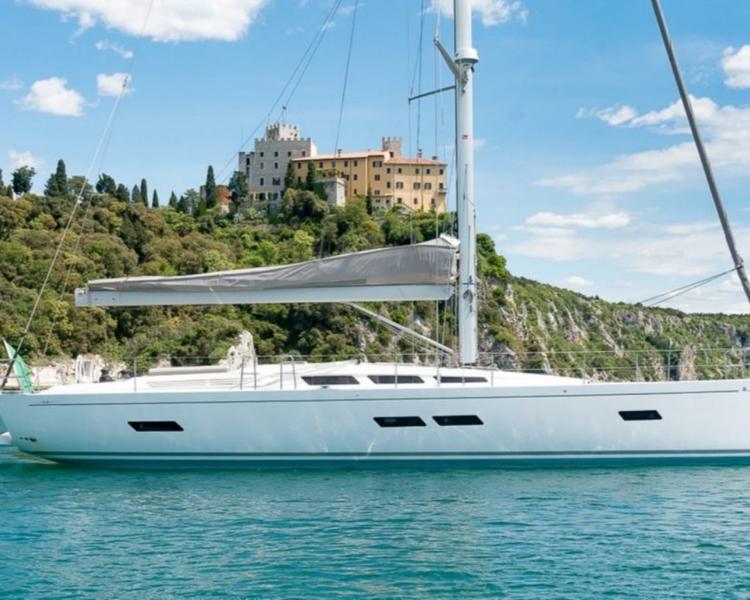 Italia Yachts Monocoque croisière